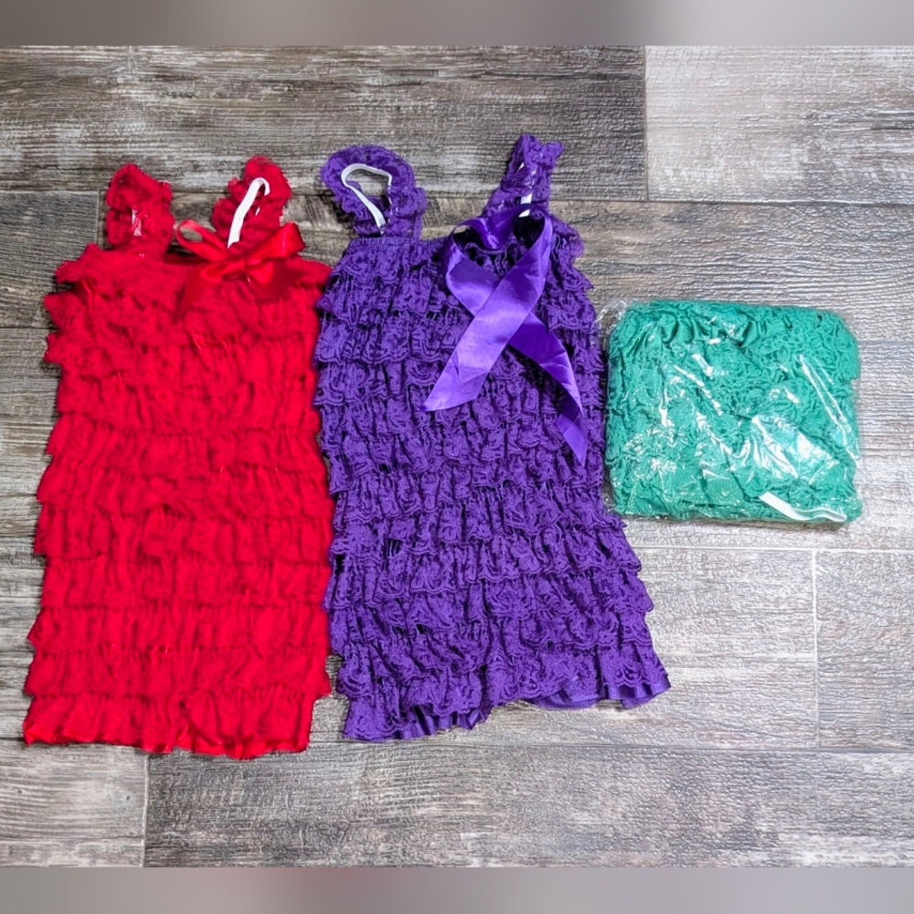 ✨NEW! 3 Ruffled Lacey Petti Rompers -Sz 6-18 Months